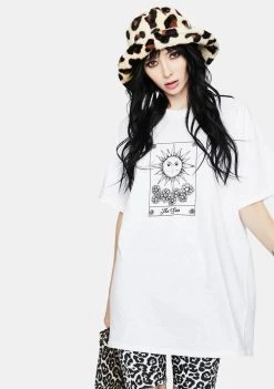 Daisy Street Sun Tarot Graphic Tee