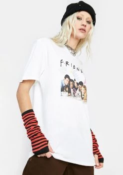Daisy Street Friends Graphic Tee