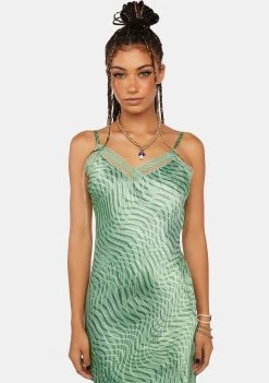 Daisy Street Green Wave Satin Slip Dress Midi Dresses