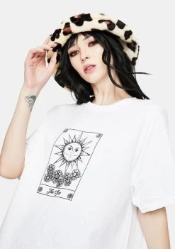 Daisy Street Sun Tarot Graphic Tee