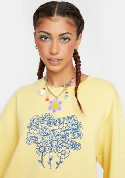 Daisy Street Tops Antonia Graphic Crewneck