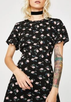 Daisy Street Floral Cut-Out Tie Back Midi Dress Dresses