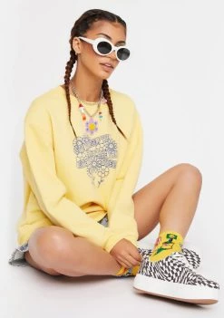 Daisy Street Tops Antonia Graphic Crewneck